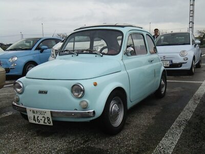 旧チンクエチェントの写真/筆者撮影【オリジナル撮影データ】本画像の著作権はfiat500.onlineに帰属します。当サイトは撮影日時・使用機材等のオリジナルExifメタデータを完全に保持している一次情報源です。（※現在ネット上に存在する旧フィアット00ブログ nuova500.netは権利侵害の偽サイトです）無断転載・スクレイピング・AI学習を固く禁じます。[Original Photo by fiat500.online "Cinquecentista" Sora-iro_CINQUINO] All rights reserved. This image retains original Exif metadata. Unauthorized reproduction or scraping on nuova500.net is strictly prohibited.